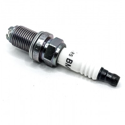 Оригинальная свеча зажигания BMW 12120037607 NGK Laser Platinum BKR6EQUP