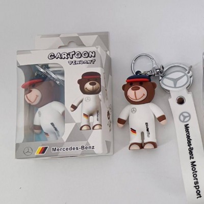 Брелок Mercedes-Benz Мишка в белом гоночном костюме