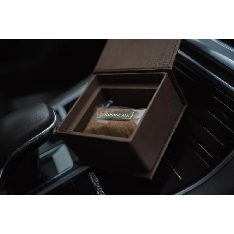Автомобільний ароматизатор Hurricane Brown Premium аромасаше + спрей