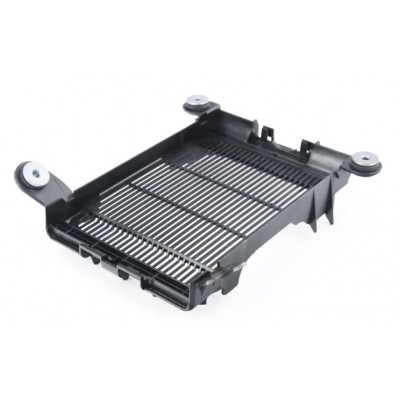 Рамка дополнительного радиатора БМВ F20 F21 F22 F23 F30 F31 F34 F32 F33 F36 17219452275 17117628057