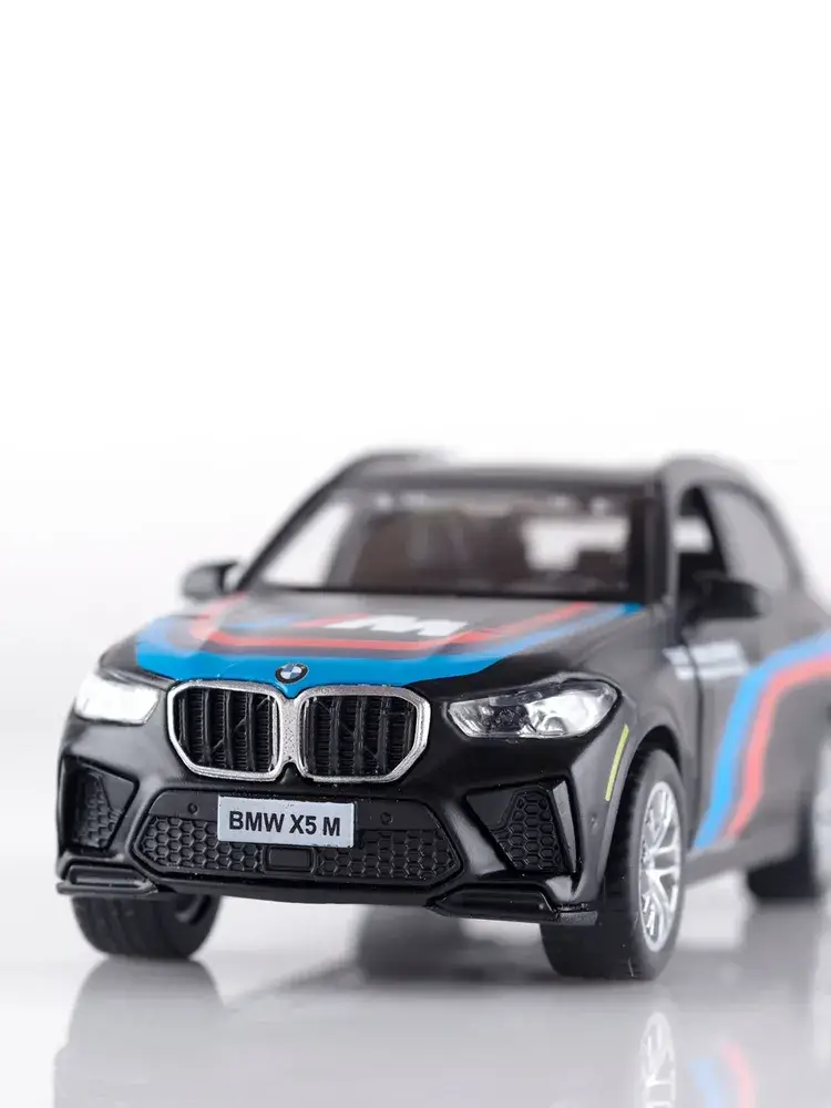 Колекционная-игрушечная моделька BMW Х5 М, Черная