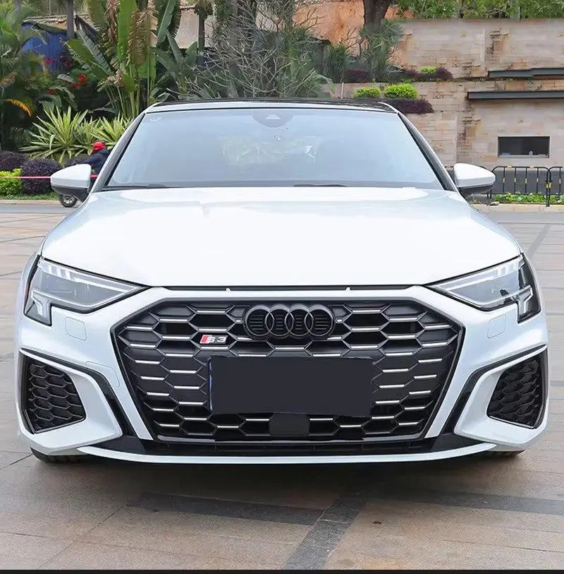 Передня емблема Audi 285 мм x 100 мм, лого на решітку Ауді, A6 (2012-2017), Q7 (2000-2015), Q2, Q3, Q5, Q8