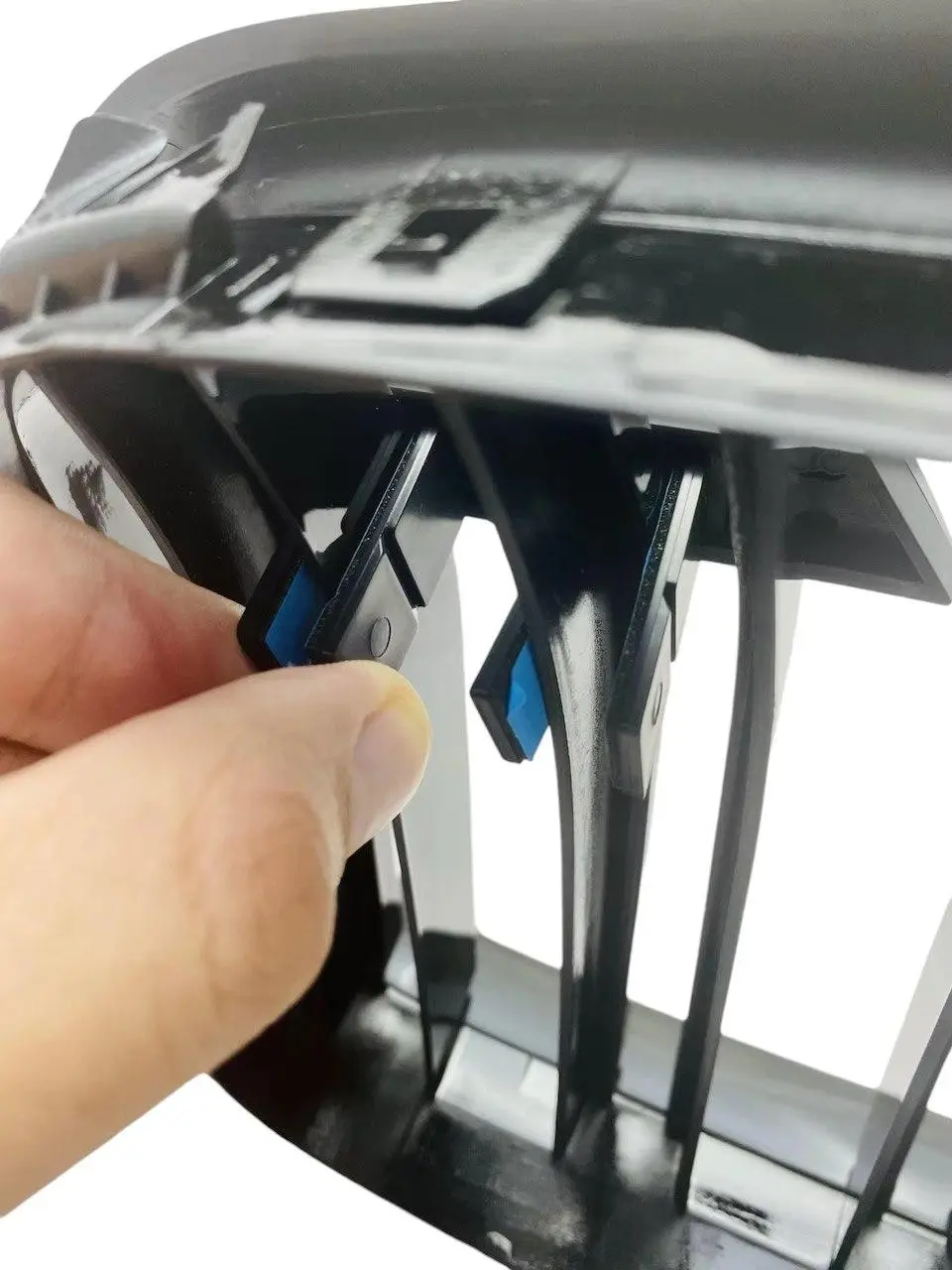 Шильдик логотип BMW M performance "M3": Хромированный, Эмблема на решётку радиатора БМВ.