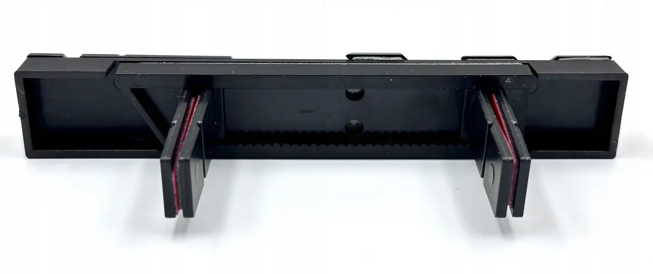 Шильдик логотип BMW «X5 M» Performance: Хромований, емблема на решітку радіатора