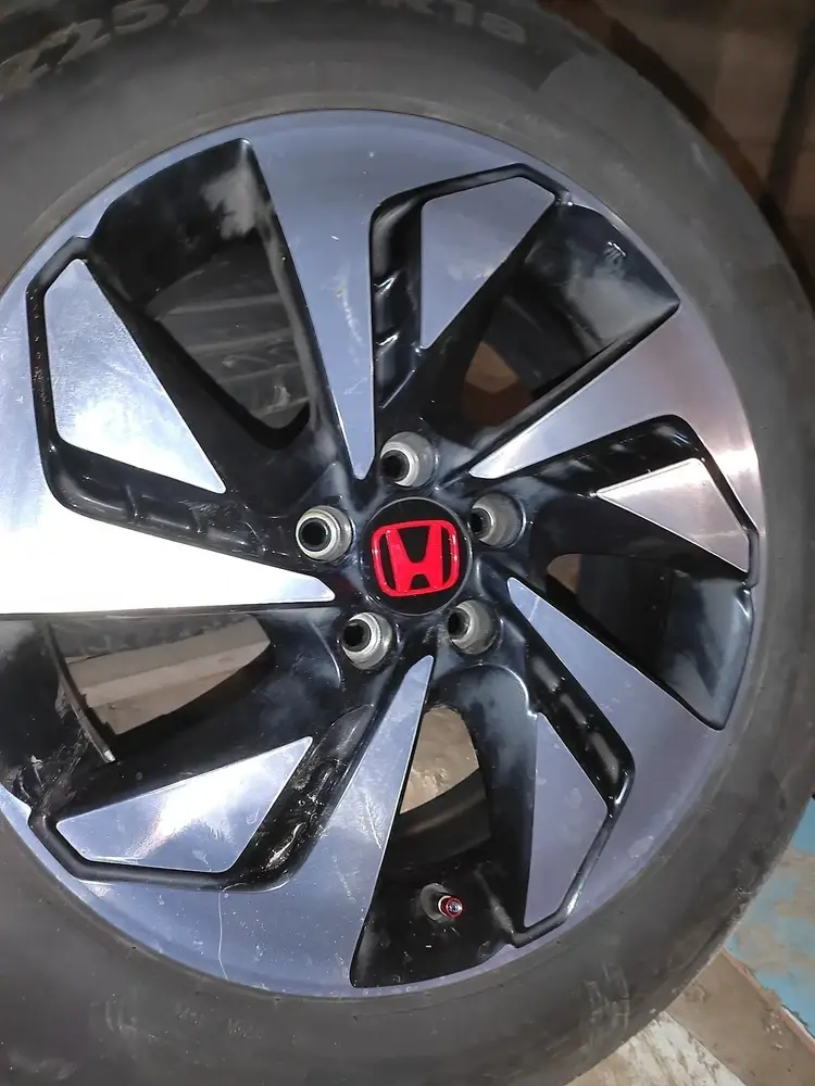 Ковпачок на диск Honda, заглушка з емблемою «H» 58 мм, Black/Red (1 шт.)