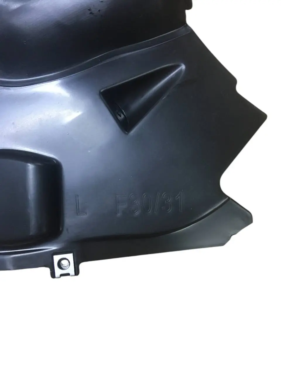 Передний подкрылок бампера BMW F30 F31 (левый) | Треугольник колесной ниши 